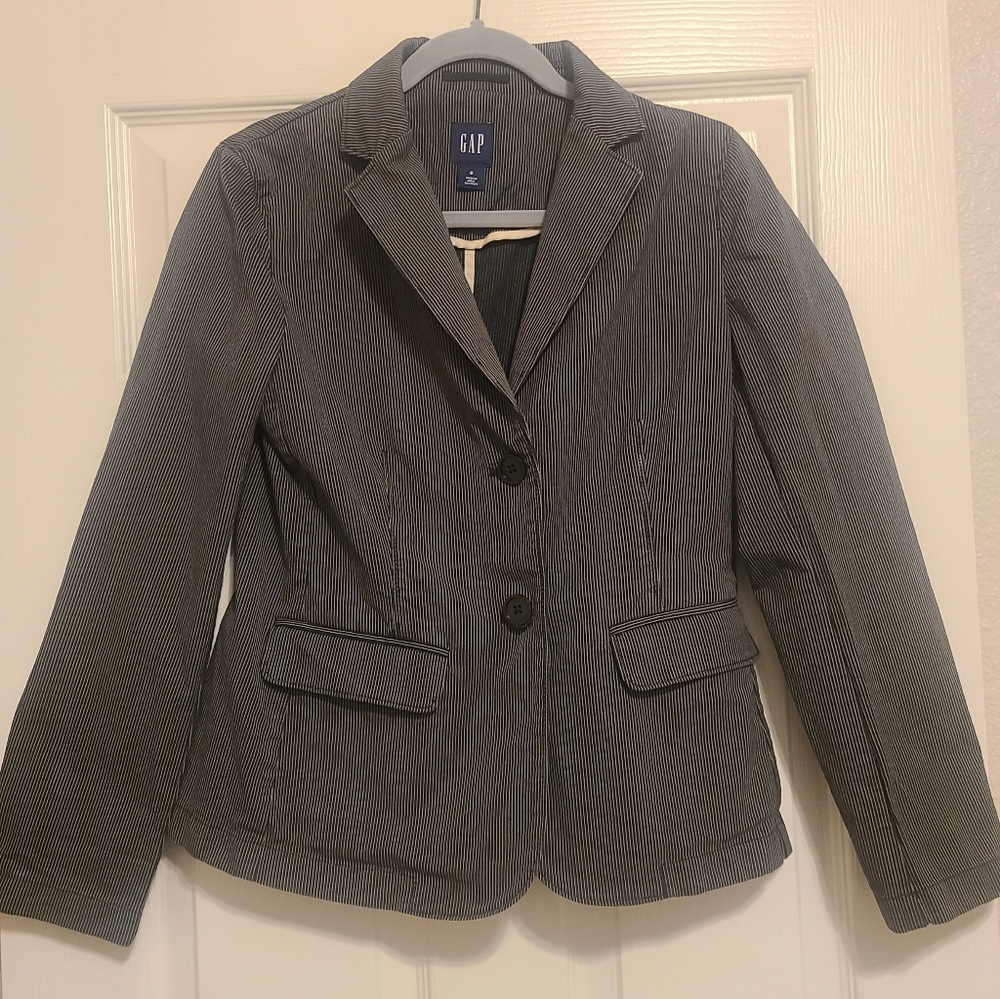 Womens Gap Size 6 Black & White Pinstripes Blazer/Jacket